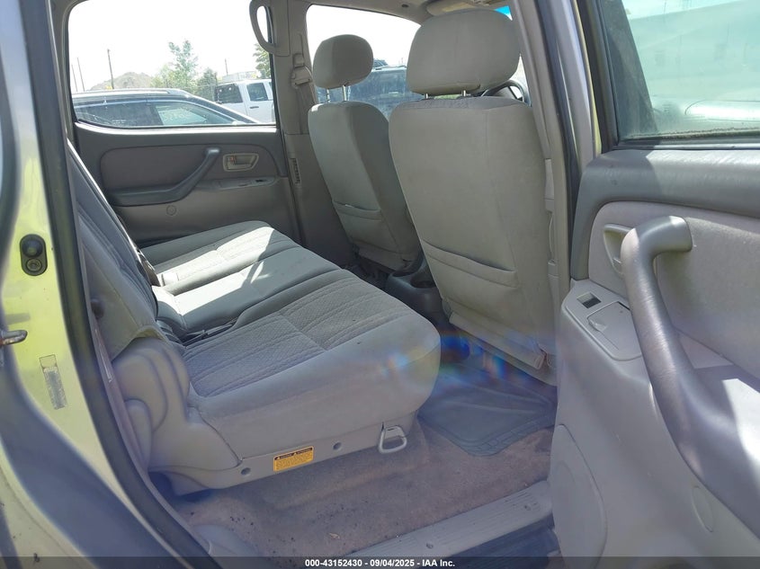 2004 Toyota Tundra Sr5 V8 VIN: 5TBDT44114S449198 Lot: 43152430