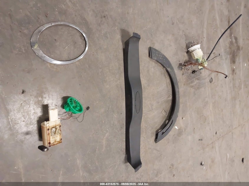 2008 Mini Cooper S Clubman VIN: WMWMM33508TP70401 Lot: 43152575