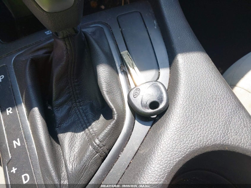 2013 KIA OPTIMA LX - 5XXGM4A73DG293070