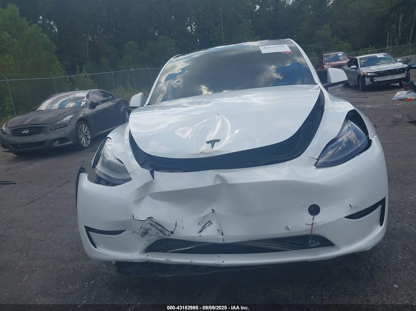 2022 Tesla Model Y Performance Dual Motor All-Wheel Drive VIN: 7SAYGDEF6NF467907 Lot: 43152995
