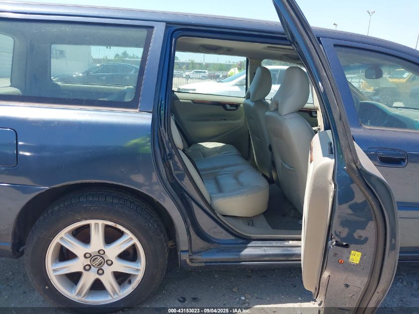 2005 Volvo V70 2.5T VIN: YV1SW592652521206 Lot: 43153023