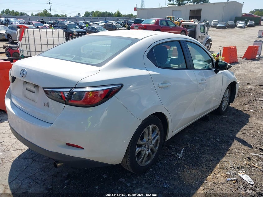 Vin: 3mydlbzv7gy132127, lot: 43647521, scion ia 20164
