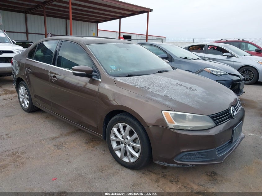 2013 VOLKSWAGEN JETTA 2.5L SE - 3VWDX7AJ2DM392718