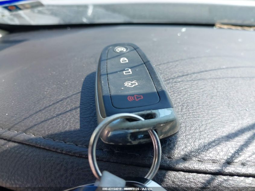 2015 Lincoln Mks VIN: 1LNHL9DK8FG608211 Lot: 43154019