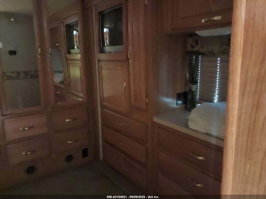 2004 Ford F550 Super Duty Stripped Chass VIN: 1F6NF53S940A02059 Lot: 43154021