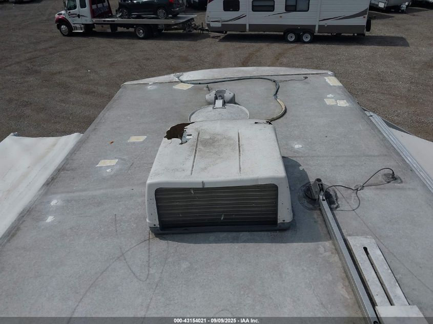 2004 Ford F550 Super Duty Stripped Chass VIN: 1F6NF53S940A02059 Lot: 43154021