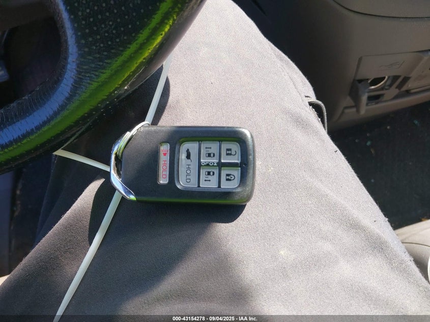 2016 Honda Odyssey Touring/Touring Elite VIN: 5FNRL5H97GB130271 Lot: 43154278