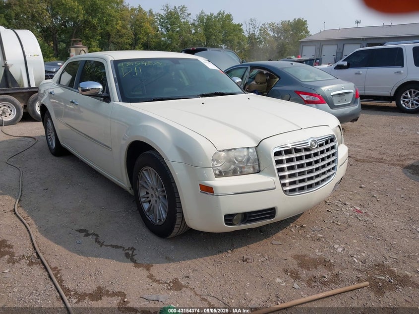 Vin: 2c3ca5cv6ah326899, lot: 43648726, chrysler 300 touring/signature series/executive series 2010 img_1