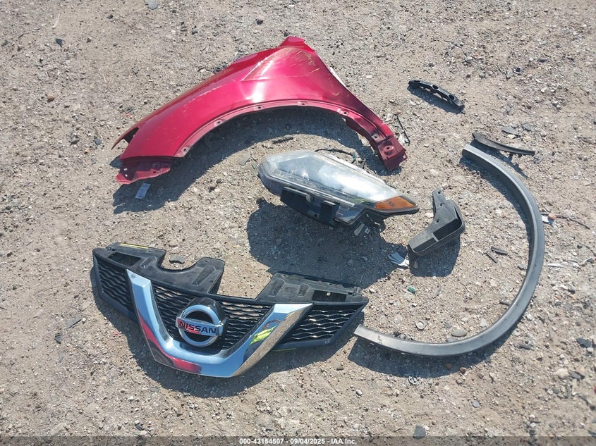 2016 NISSAN ROGUE S - KNMAT2MT0GP626578