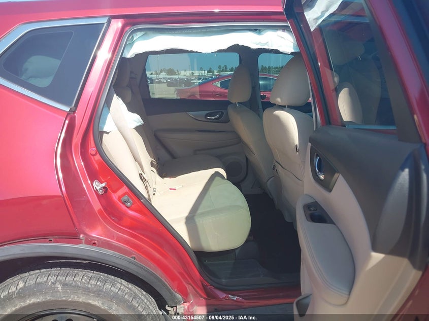 2016 NISSAN ROGUE S - KNMAT2MT0GP626578