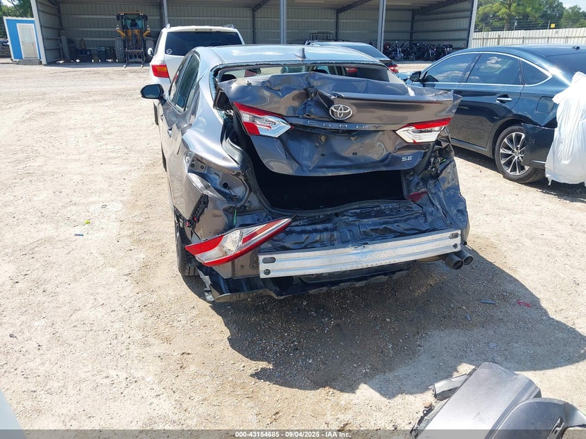 2020 TOYOTA CAMRY SE 4T1G11AK2LU305929