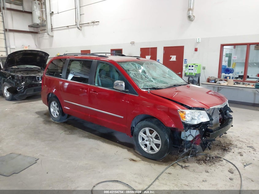 CHRYSLER TOWN & COUNTRY 2010. Lot# 43154754. VIN 2A4RR5D12AR130196. Photo 1