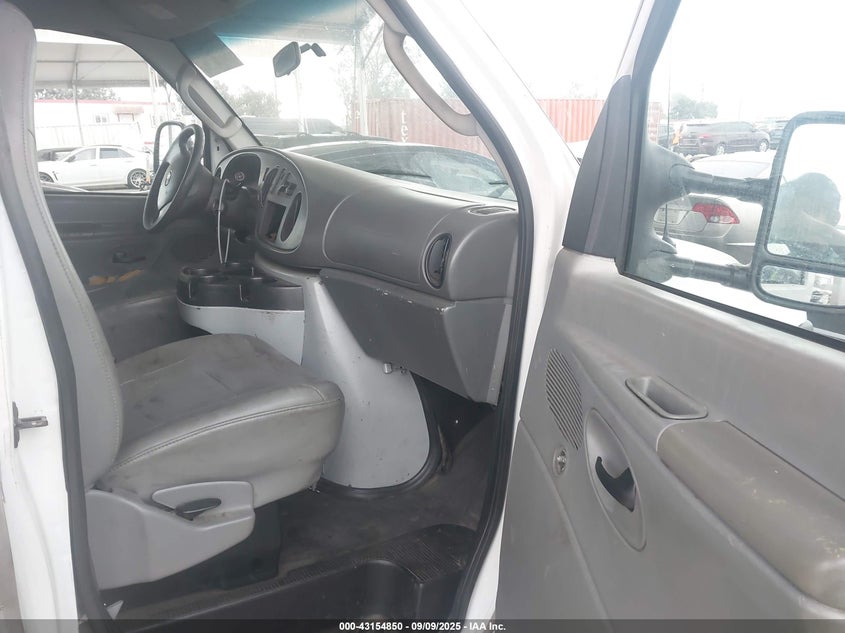 2008 Ford E-350 Super Duty Commercial/Recreational