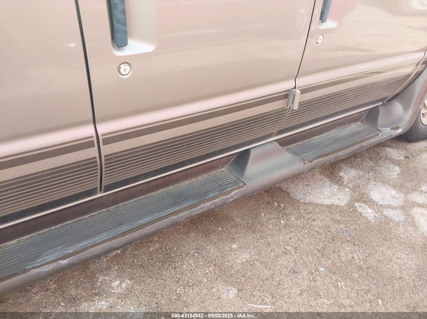 2001 Ford Econoline E150 Van VIN: 1FDRE14WT11B7694 Lot: 43154952