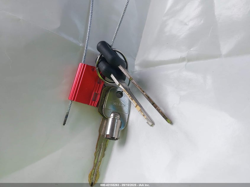 2002 Chevrolet Silverado 2500 VIN: 1GBGC24UX2Z284013 Lot: 43155263