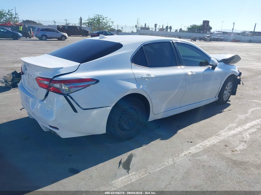 2019 TOYOTA CAMRY SE 4T1B11HK8KU705539