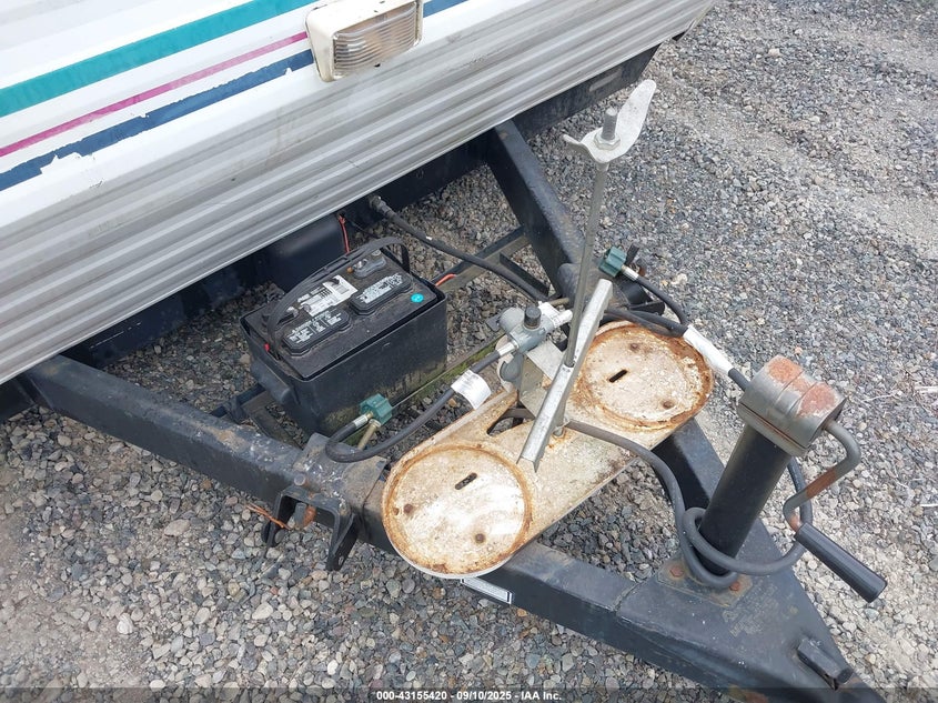 47CT20L26XM101596 1999   photo no. 10