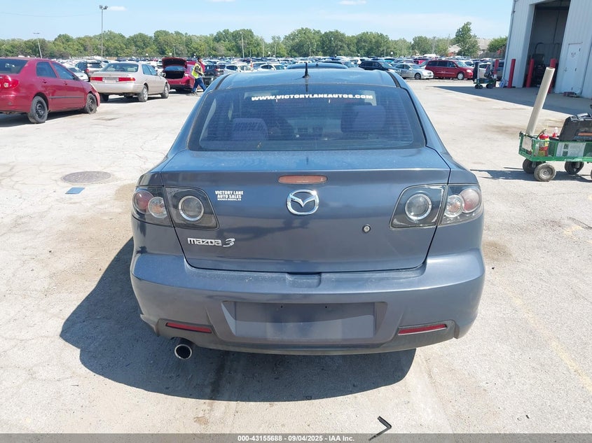2008 Mazda Mazda3 I VIN: JM1BK12FX81790584 Lot: 43155688