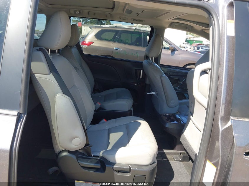 2015 Toyota Sienna Limited Premium 7 Passenger VIN: 5TDYK3DC8FS688290 Lot: 43155748