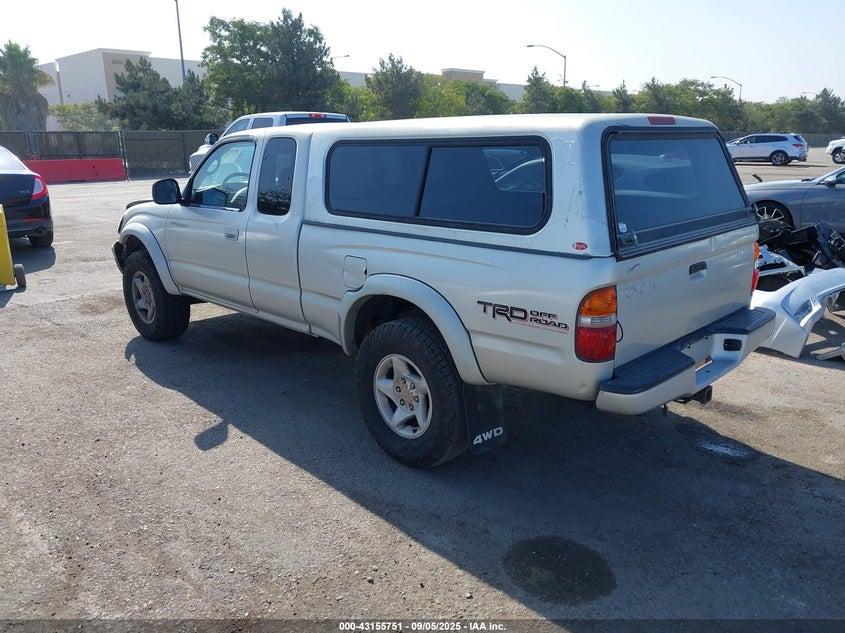 5TEWN72N82Z890716 2002 TOYOTA TACOMA photo no. 3