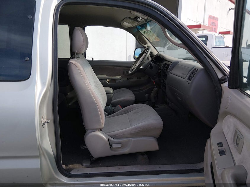 2002 Toyota Tacoma Base V6