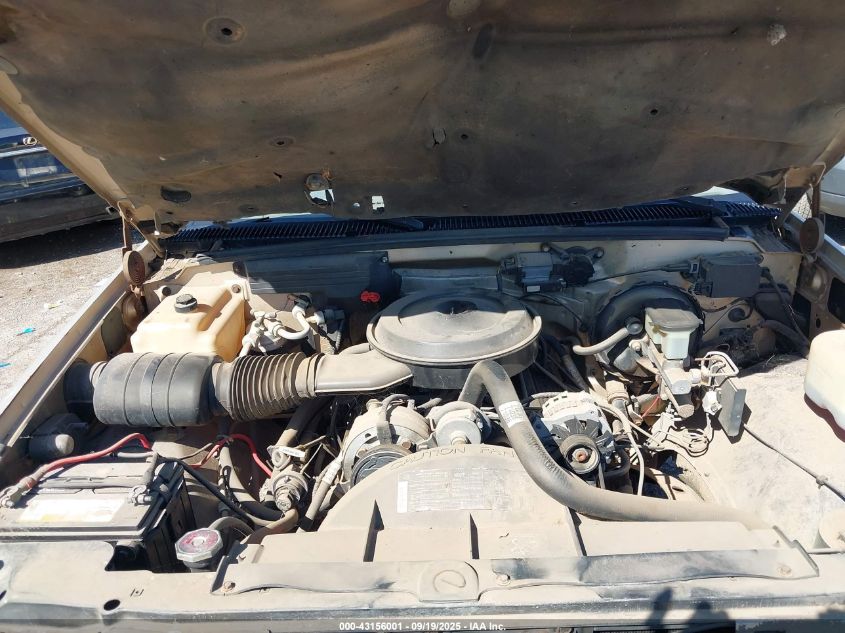 1988 Chevrolet Gmt-400 C2500 VIN: 1GCFC24K3JE131260 Lot: 43156001