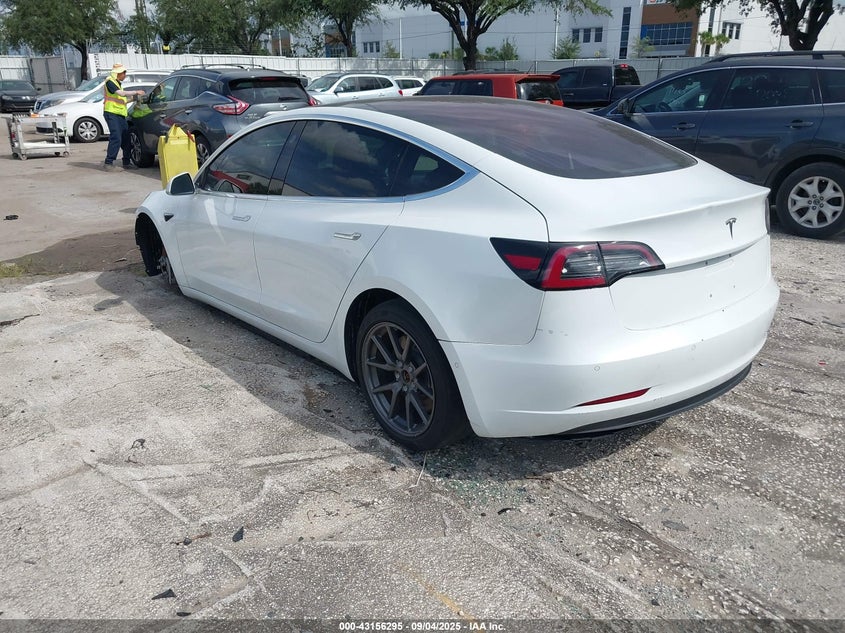 5YJ3E1EA4JF035245 2018 Tesla Model 3 Long Range mid Range Other