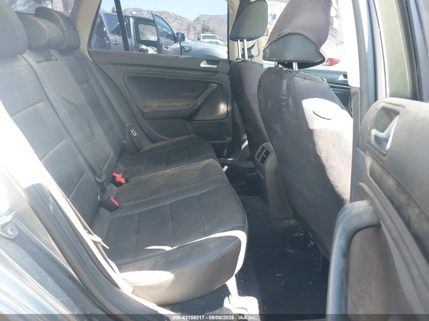 2014 VOLKSWAGEN JETTA SPORTWAGEN 2.0L TDI 3VWPL7AJ2EM607041