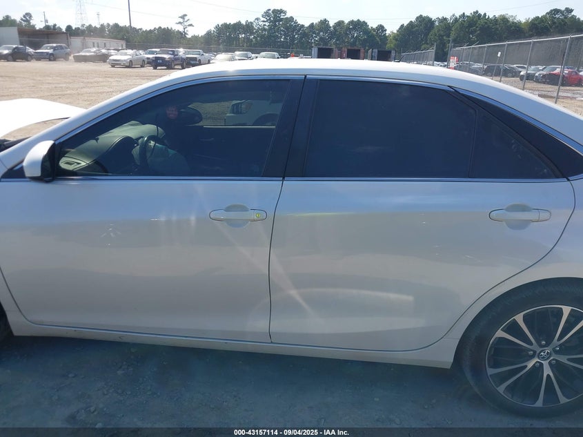 2015 TOYOTA CAMRY SE 4T1BF1FK7FU082733