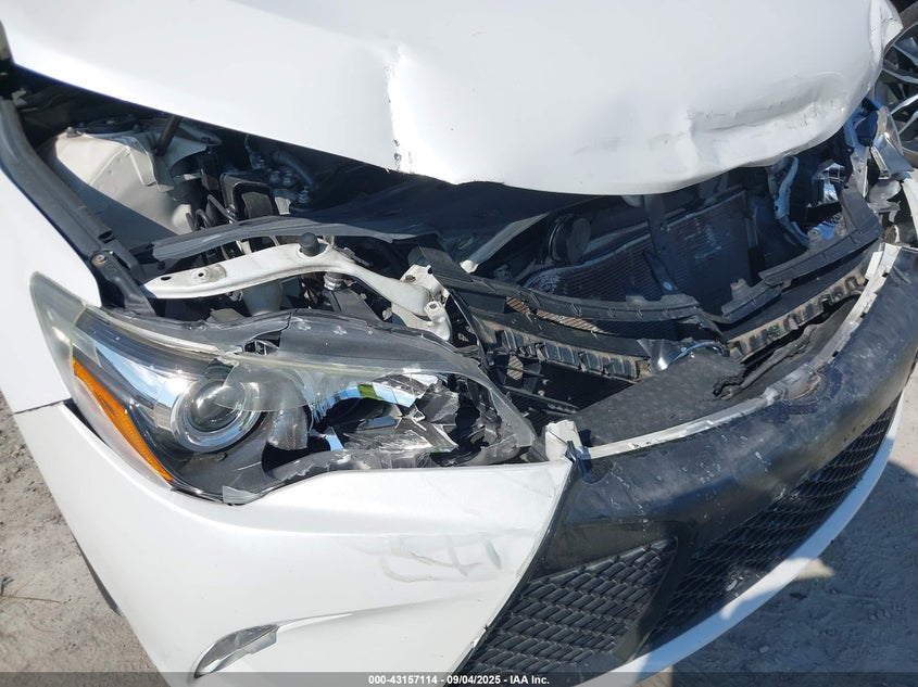 2015 TOYOTA CAMRY SE 4T1BF1FK7FU082733