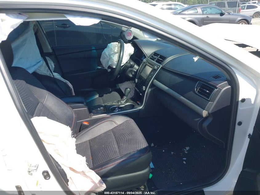 2015 TOYOTA CAMRY SE 4T1BF1FK7FU082733