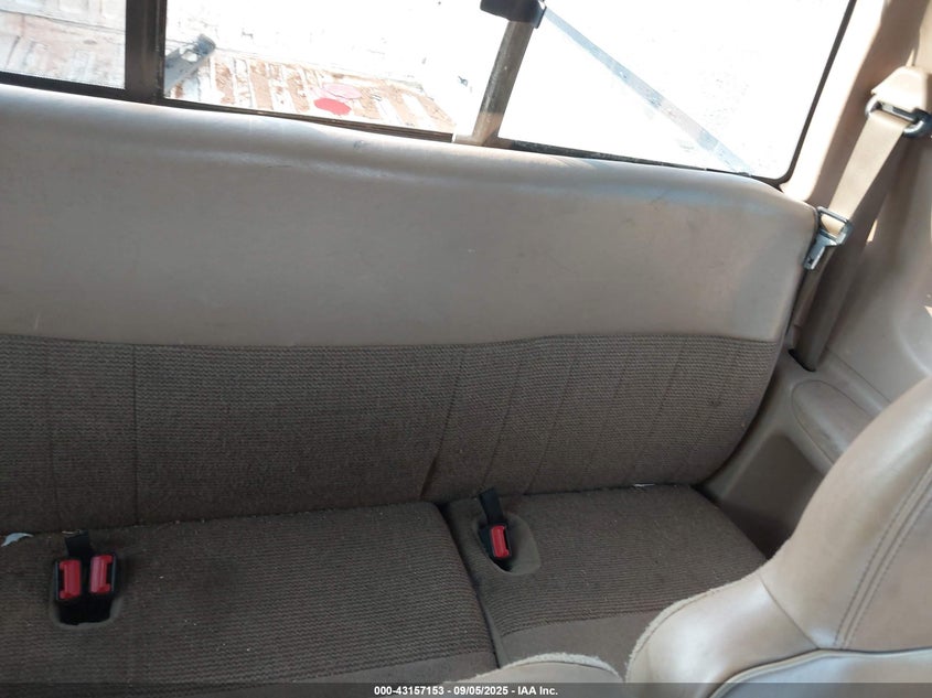 1997 Ford F-150 Lariat/Xl/Xlt VIN: 1FTDX1860VNB56660 Lot: 43157153