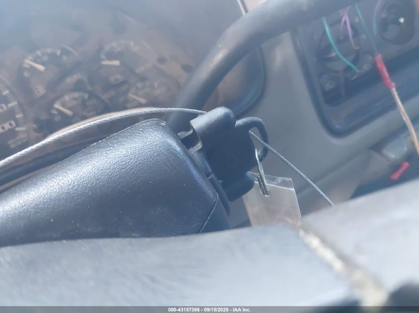 2000 Chevrolet Silverado 1500 Ls VIN: 2GCEC19T8Y1400811 Lot: 43157386