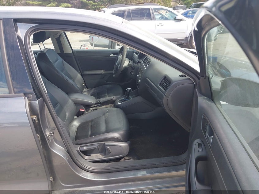 2014 VOLKSWAGEN JETTA 1.8T SE 3VWD17AJ8EM278130