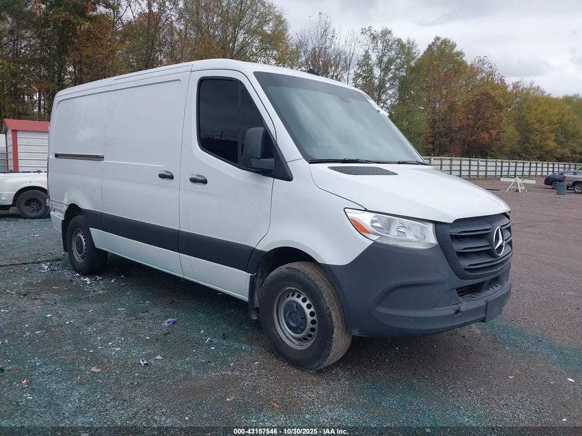 2023 MERCEDES-BENZ SPRINTER 1500 STANDARD ROOF 4-CYL GAS - W1Y70BGYXPT132130