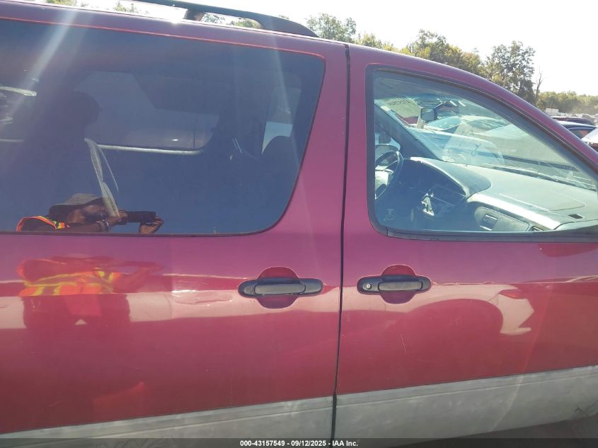 1998 Toyota Sienna Le VIN: 4T3ZF13C0WU026944 Lot: 43157549