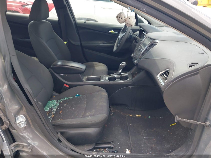 2018 CHEVROLET CRUZE LT AUTO - 1G1BE5SM3J7228017