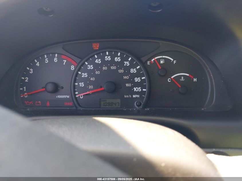 2000 Chevrolet Tracker Hard Top VIN: 2CNBJ13C7Y6924645 Lot: 43157586