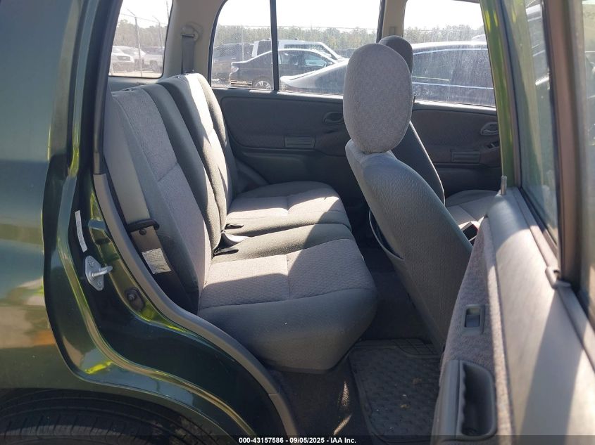 2000 Chevrolet Tracker Hard Top VIN: 2CNBJ13C7Y6924645 Lot: 43157586