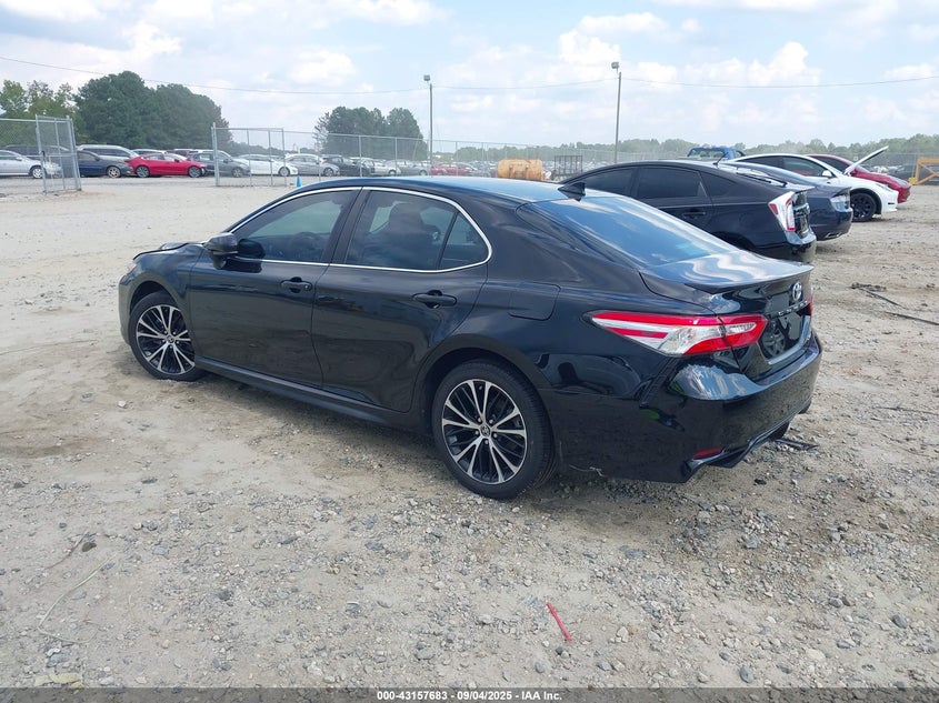 2020 TOYOTA CAMRY SE 4T1G11AKXLU357261
