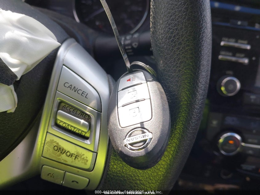 2015 NISSAN ROGUE SV - KNMAT2MV8FP503644