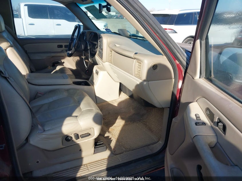 1GNEC13T61R150773 2001 CHEVROLET TAHOE photo no. 5