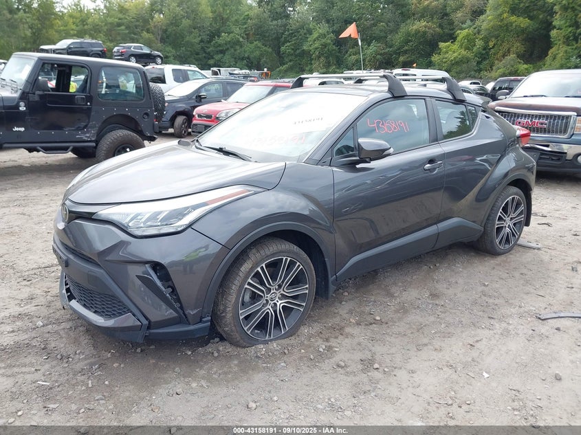 2021 TOYOTA C-HR XLE - NMTKHMBX8MR123002