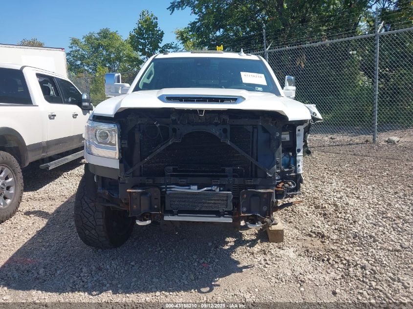 2017 GMC Sierra 3500Hd Denali VIN: 1GT42YEY8HF177140 Lot: 43158210