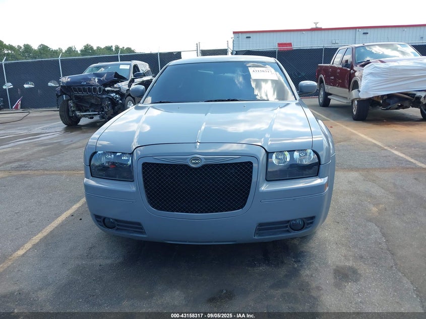 2005 Chrysler 300 Touring VIN: 2C3JA53G95H108745 Lot: 43158317