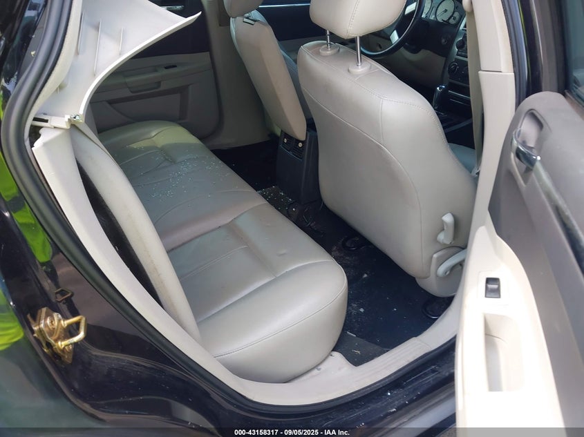 2005 Chrysler 300 Touring VIN: 2C3JA53G95H108745 Lot: 43158317