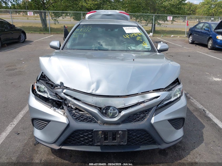 2018 TOYOTA CAMRY SE 4T1B11HK7JU660222