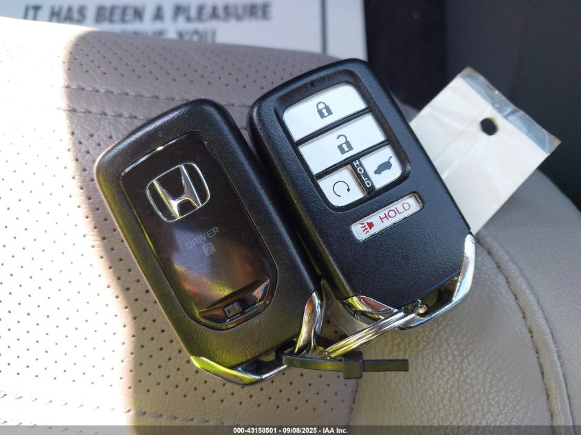 2019 Honda Cr-V Touring VIN: 7FARW2H98KE020333 Lot: 43158501