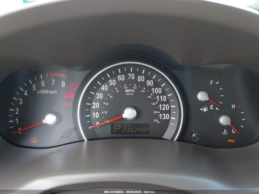 2011 Kia Sedona Lx VIN: KNDMG4C74B6388976 Lot: 43158650