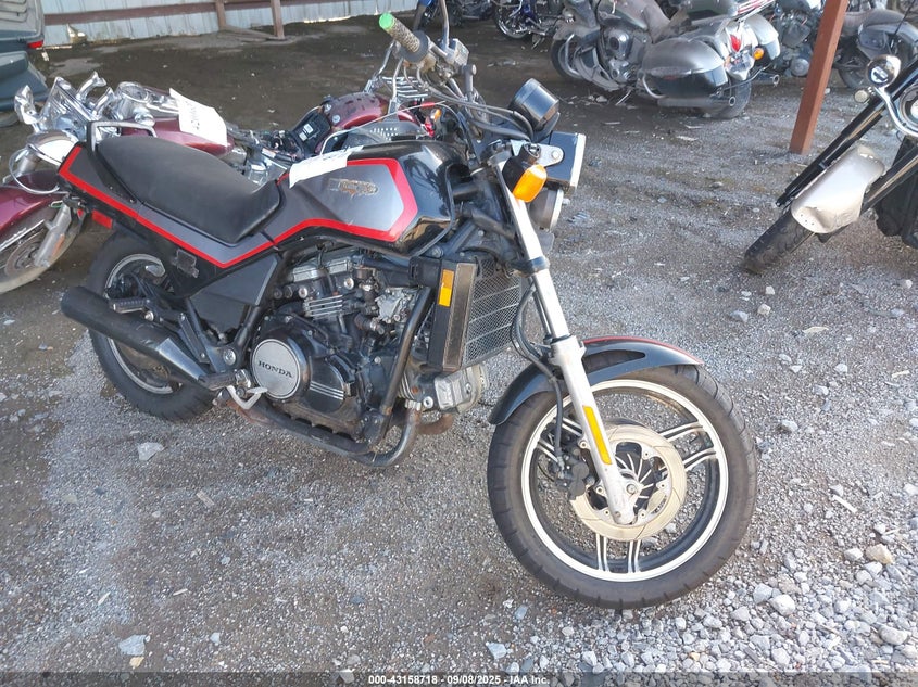 1HFSC170XFA103253 1985 Honda Vf1100 S auction photo 1